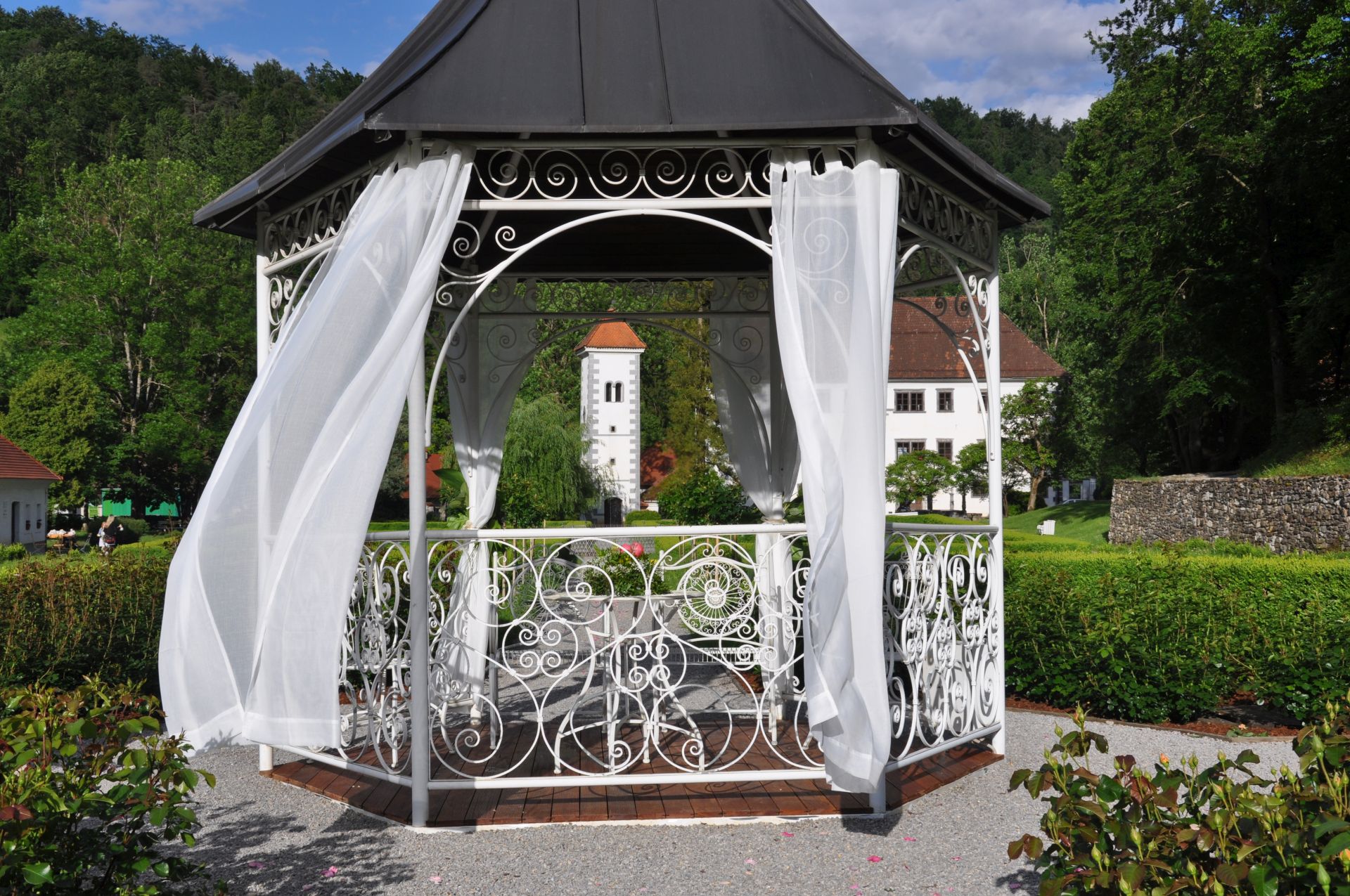 Grajska poroka
